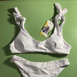 NWT Halara White Bikini Set Medium